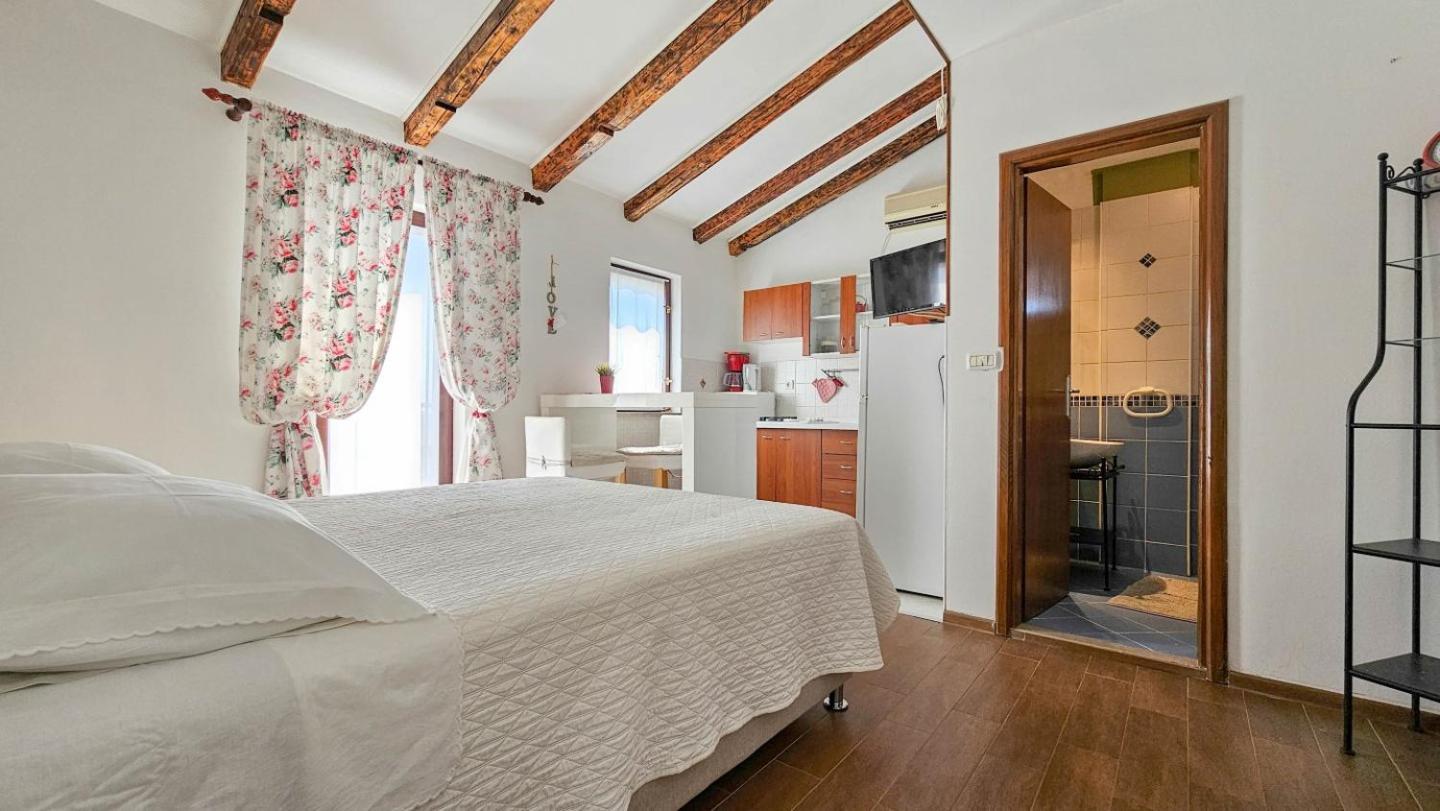 Marinela Studio Novigrad Istria Exterior foto